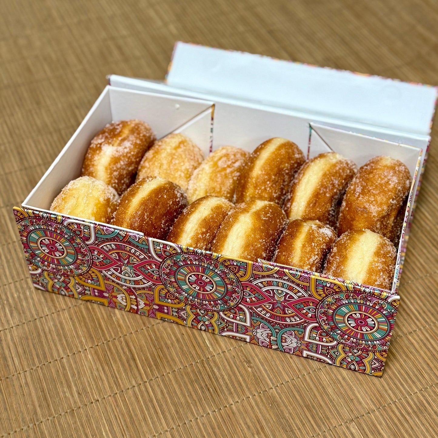 Coffret Hanouka – 12 Beignets Nature Artisanaux